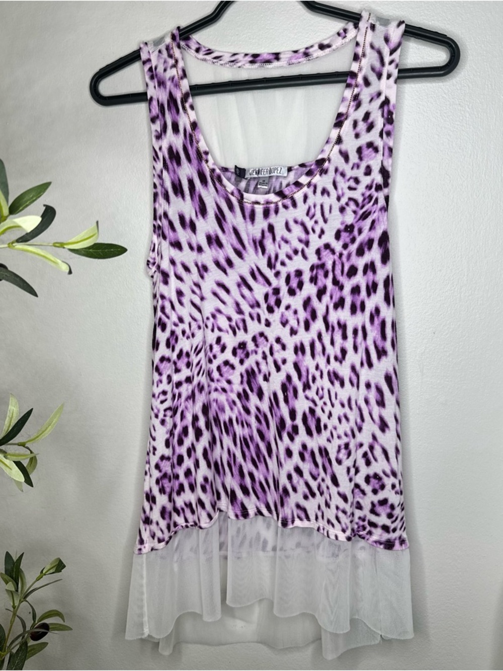Jennifer Lopez Purple and White Leopard Print Tank Size Medium